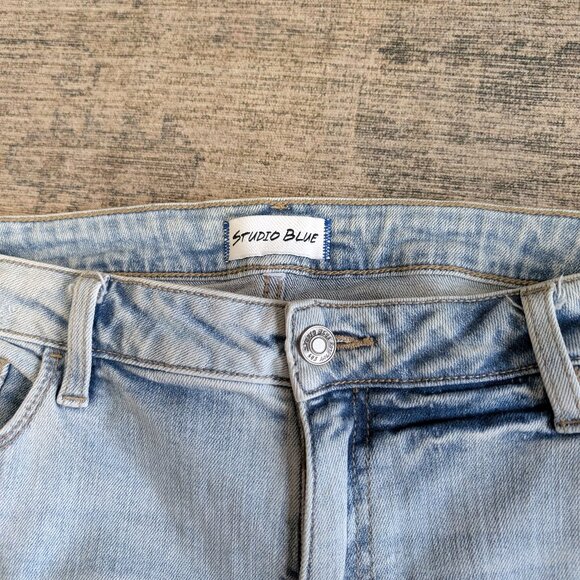 Studio Blue Frankie Mid Rise Distressed Girlfriend Jean, size 16, indigo - Picture 3 of 3